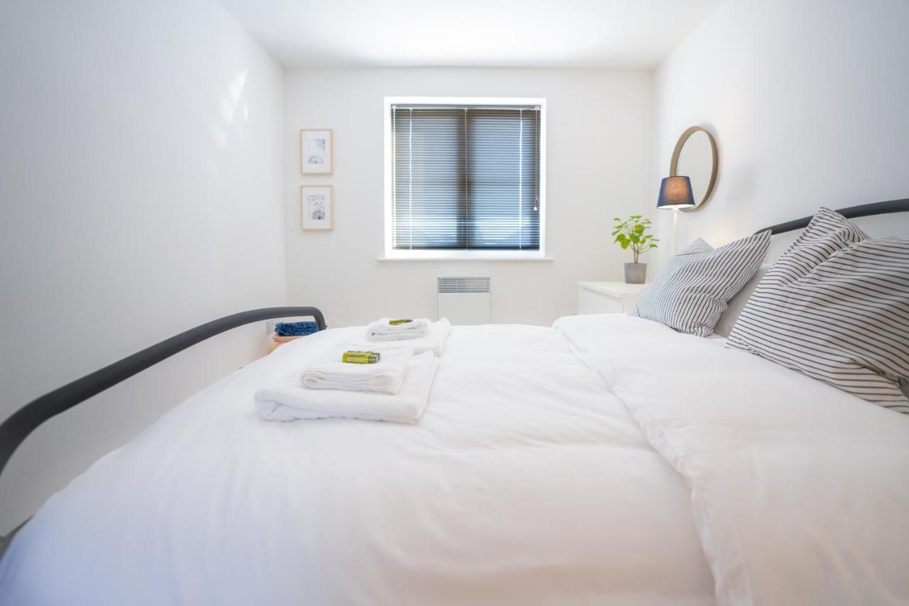Stylish Apartment With Private Parking كارديف المظهر الخارجي الصورة