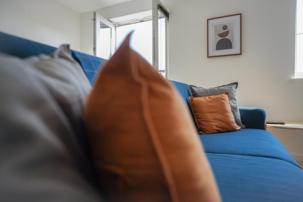 Stylish Apartment With Private Parking كارديف المظهر الخارجي الصورة